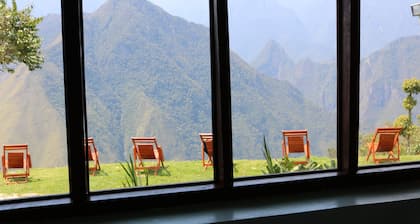 Llactapata Lodge Overlooking MachuPicchu