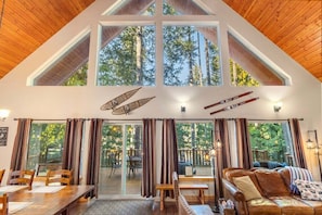 TV, fireplace - Antler Ridge | Hot tub, Starlink, BBQ, River Access! (Packwood)