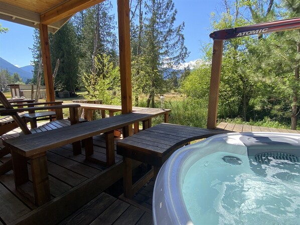 Bain à remous extérieur
