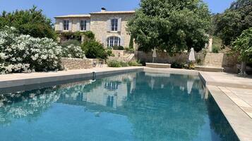 Una piscina climatizada