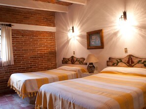 Family Cabin, 2 Bedrooms, Fireplace - Cabañas Quinta Patricia (Tequisquiapan)