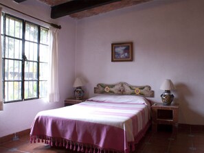 Standard Cabin, 1 Bedroom, Kitchen | Free WiFi, bed sheets, wheelchair access - Cabañas Quinta Patricia (Tequisquiapan)