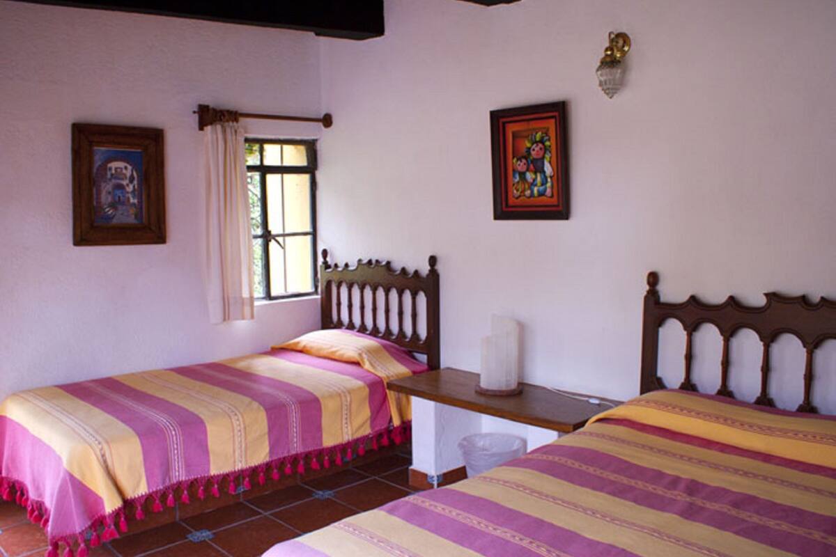 Standard Room, Garden View | WiFi (free), bed sheets