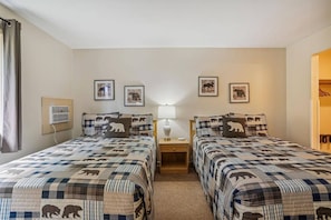 Unclassified image, 4 of 23, button - 118 Two Double bed Standard Hotel room with heated pool (Killington)