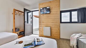 Habitación estándar con 1 cama doble o 2 individuales | Sistema de insonorización, wifi gratis, ropa de cama