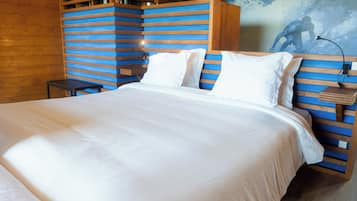 Premium Bungalow, Kitchenette | 2 bedrooms, soundproofing, free WiFi, bed sheets