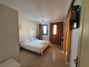 Apartment, 1 Schlafzimmer | Hochwertige Bettwaren, Schreibtisch, schallisolierte Zimmer