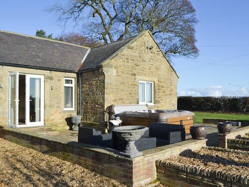 4 bedroom accommodation in Acklington