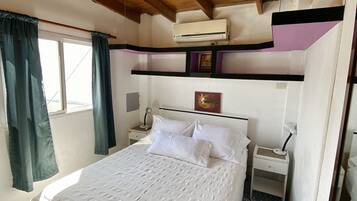 Ferros/tábuas de passar roupa, Wi-Fi de cortesia, roupa de cama