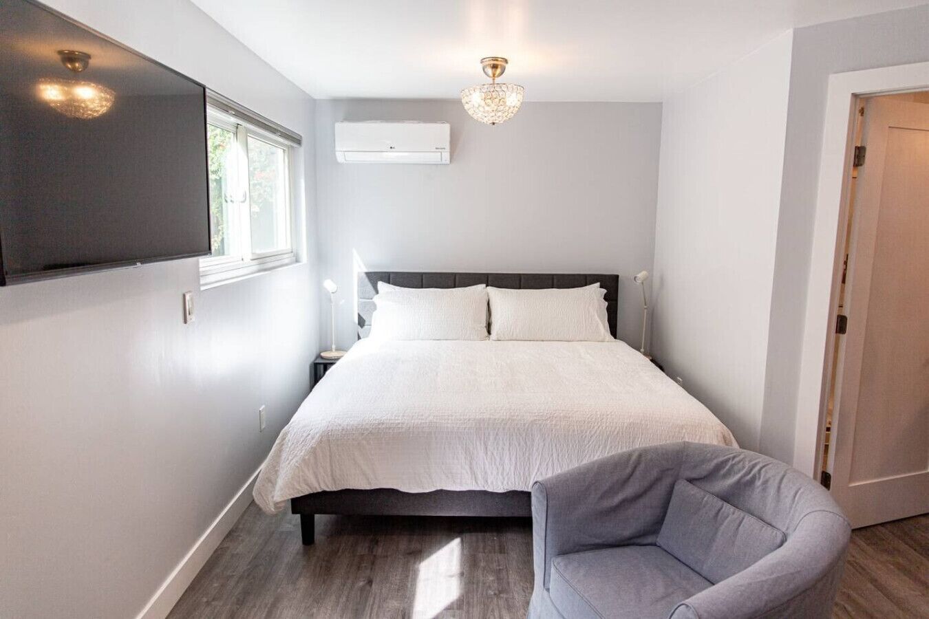 Desk, iron/ironing board, travel crib, WiFi
