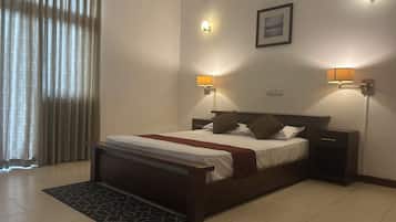 Luxury House | 3 bedrooms, free WiFi