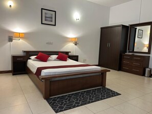 Luxury House | Bathroom - Occazia Residence (Colombo)
