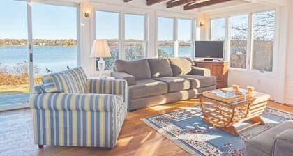 Waterfront Fun at this Huge Family Estate!