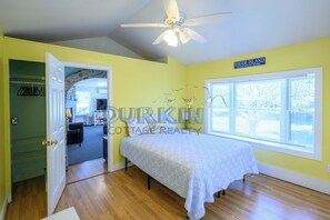 3 bedrooms, iron/ironing board, free WiFi