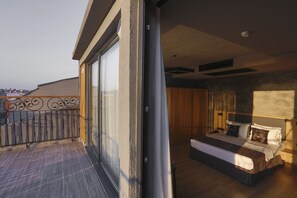 Superior-Suite, Meerblick | Terrasse/Patio