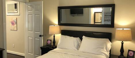 1 bedroom, iron/ironing board, free WiFi, bed sheets