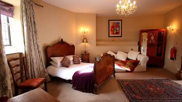 8 soveværelser, strygejern/strygebræt, weekendseng, internetforbindelse