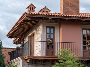 Habitación Deluxe, 1 cama de matrimonio grande | Balcón