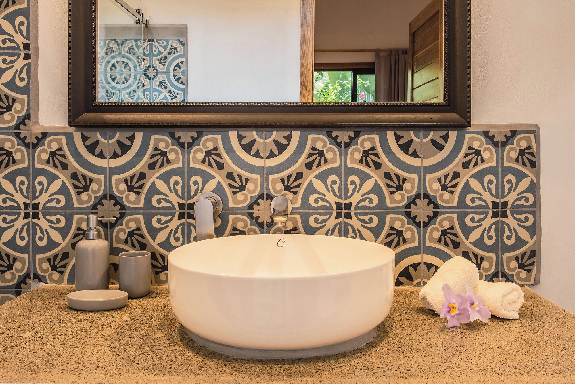 shower, rainfall showerhead, towels