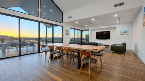 Hooked - You'll be HOOKED on this beauty in no time.