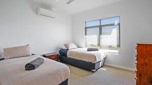 3 chambres, draps fournis