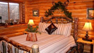 Cabin, Multiple Beds, Hot Tub, Mountain View