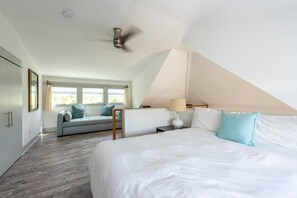 2 bedrooms, iron/ironing board, WiFi, bed sheets - Turks & Caicos CH - Overlooks the Tennis Courts!  Free Bikes/Gym/Tennis (Rosemary Beach)