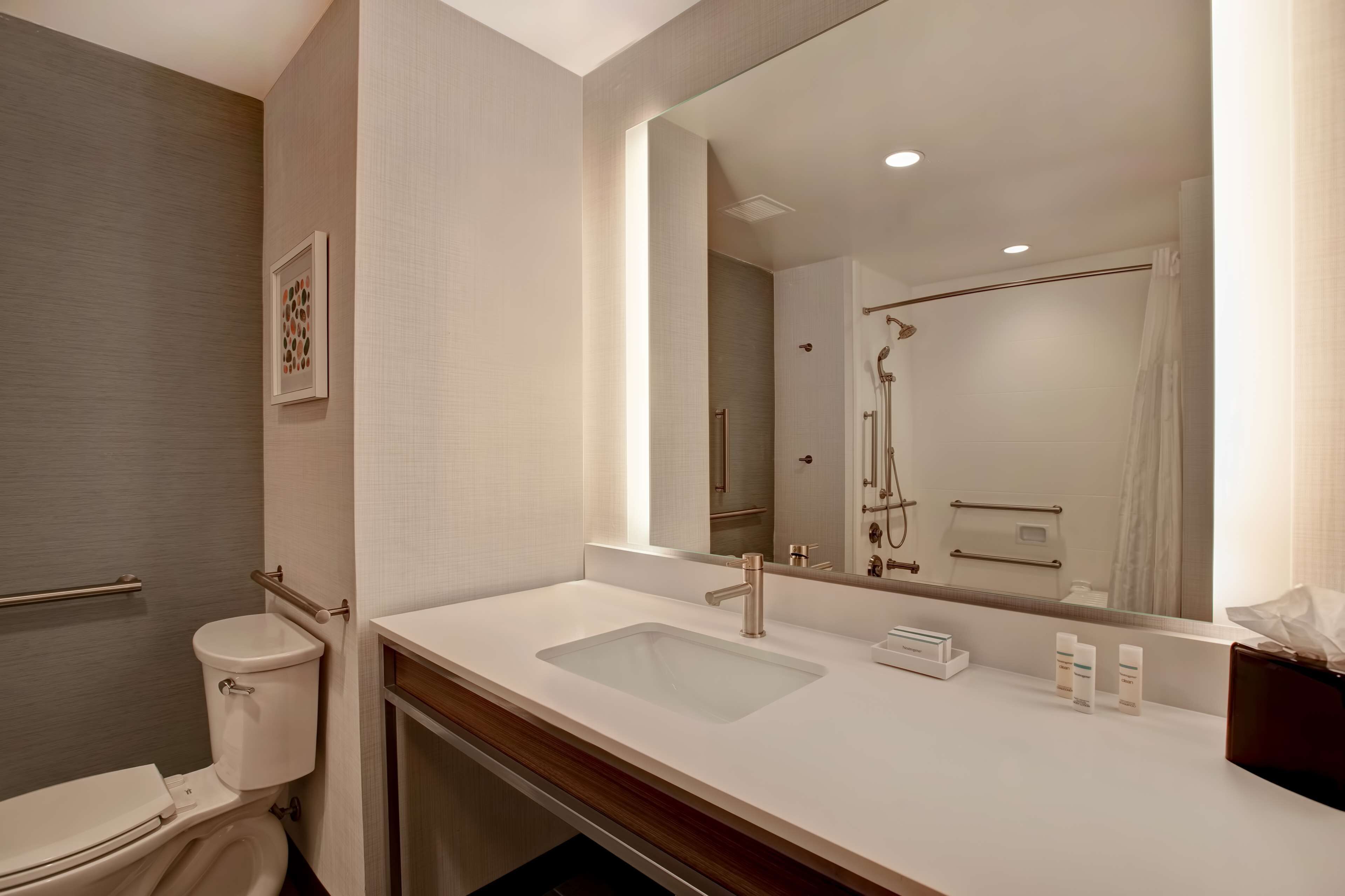 free toiletries, towels, soap, shampoo