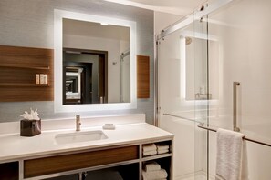 Regadera en el baño