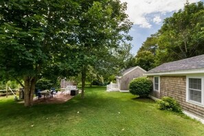 Property grounds - “The Cottages" 3 separate cottages 5 bedrooms  (Middletown)