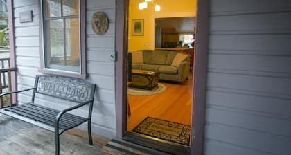 Outside Inn