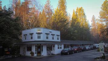 Fachada del alojamiento