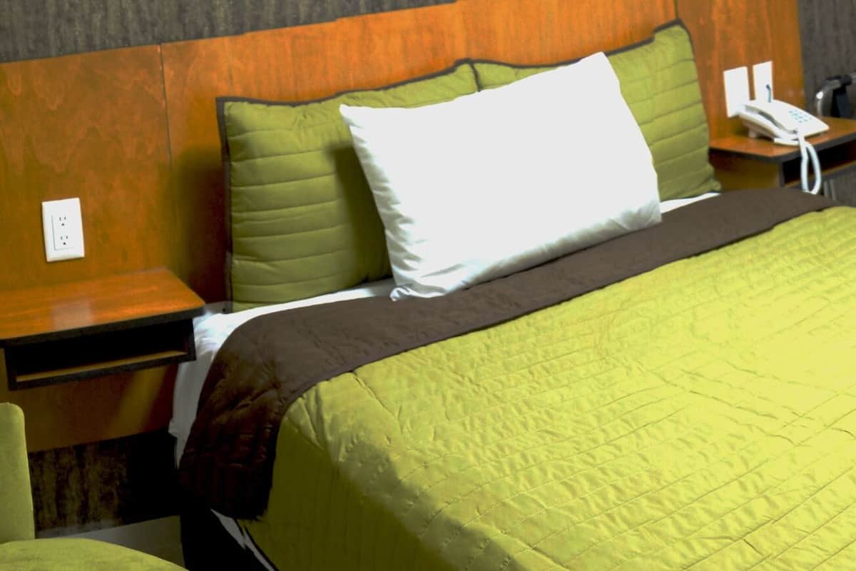 Standard Single Room | Hypo-allergenic bedding, individually decorated, individually furnished