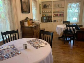 包含每日即点即煮早餐