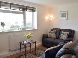 Living area - 2 bedroom accommodation in Llansteffan, near Carmarthen (Llansteffan, near Carmarthen)