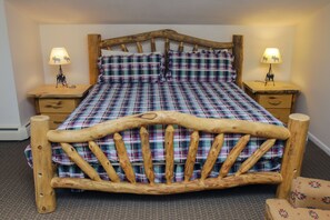 Room - Fawn Valley Inn: 228 (Estes Park)