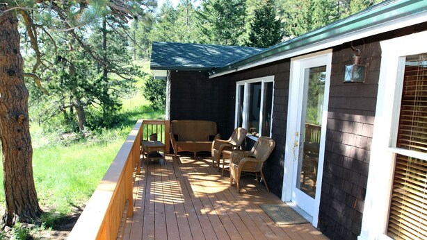 Balcony - Elk Ridge Retreat (Estes Park)
