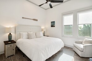 4 Schlafzimmer, Bügeleisen/Bügelbrett, WLAN, Bettwäsche