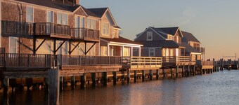 On the wharf. XXL private deck on the water. In town yet very quiet.