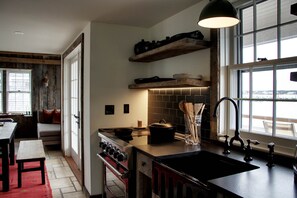 Refrigerador, horno, parrilla de estufa y lavavajillas 