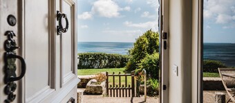 A fully renovated property, just a short stroll from Coverack’s lovely beach.