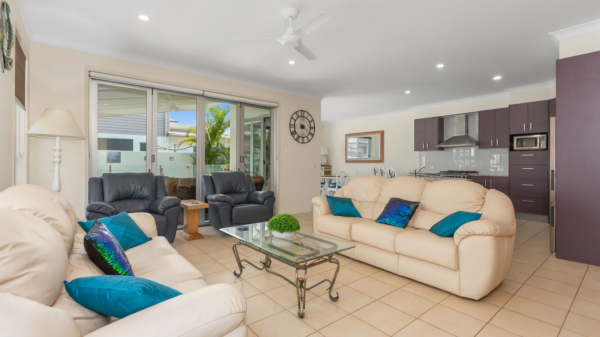 TV, Netflix, streaming services