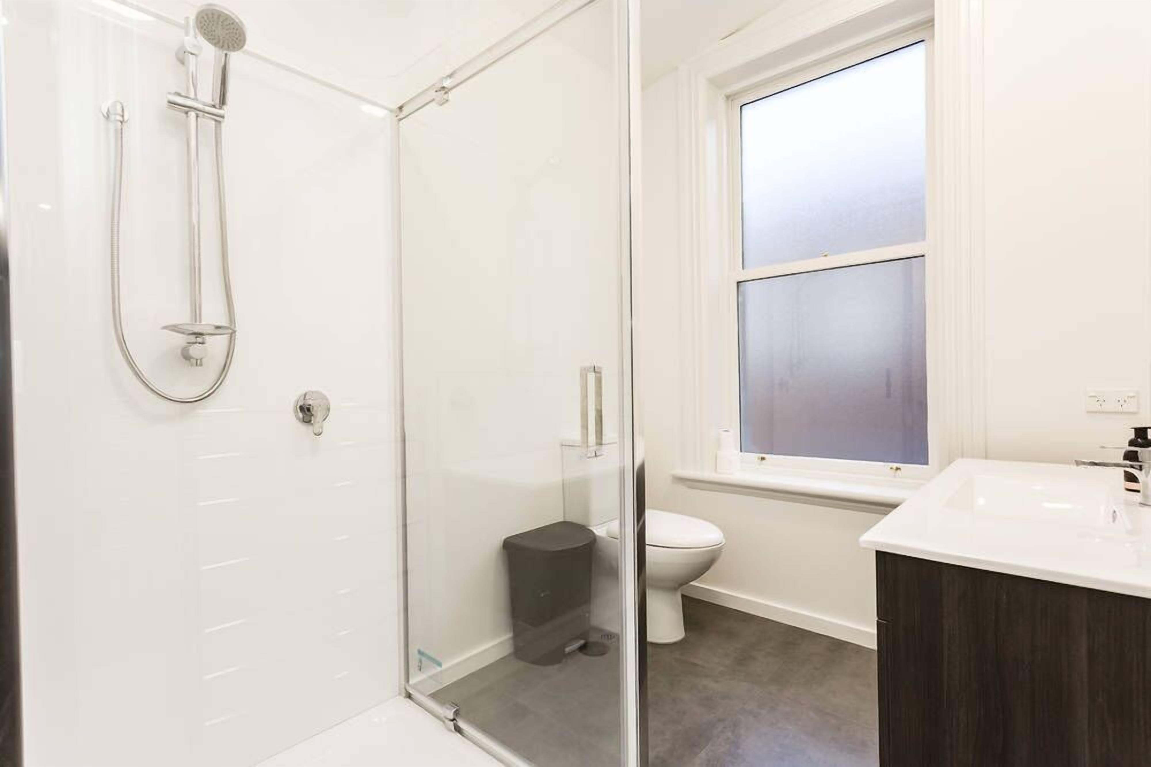 House | Bathroom