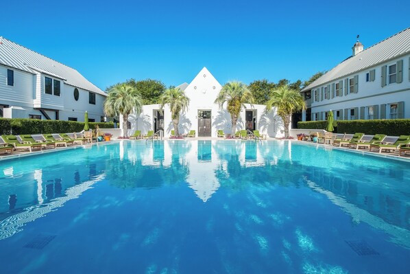 Indoor pool - Lamberth Carriage House - Gulf Views! Steps to the Beach! Free Bikes, Fitness, Tennis (Rosemary Beach)