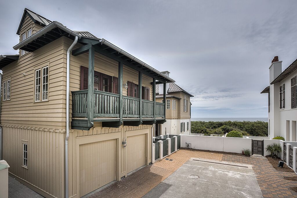 Lamberth Carriage House - Gulf Views! Steps to the Beach! Free Bikes, Fitness, Tennis