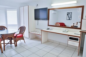 Queen Room with Spa, 1 Queen Bed | View from room