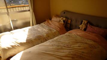 Futami Terrace C | Laptop workspace, free WiFi, bed sheets