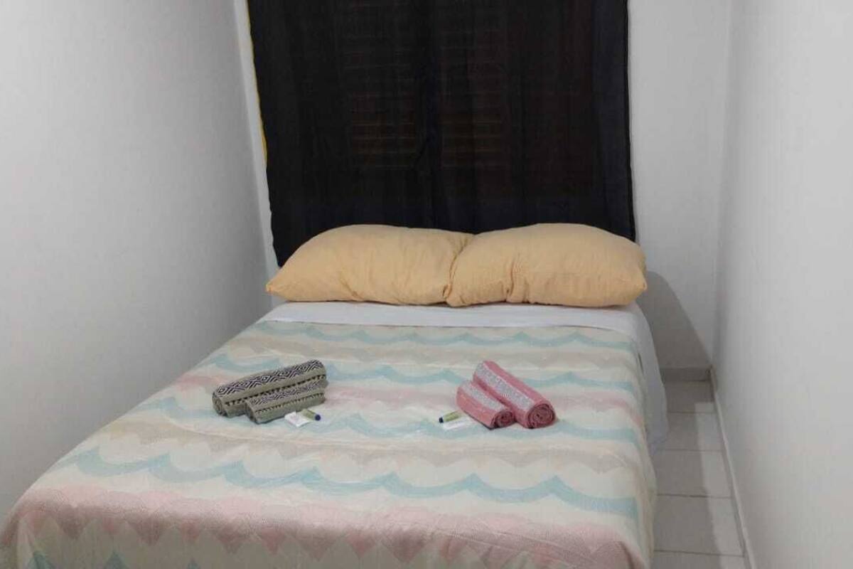 Habitación económica doble | Wifi gratis y ropa de cama