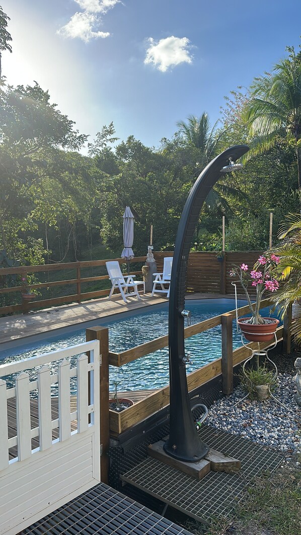 Outdoor pool, a heated pool