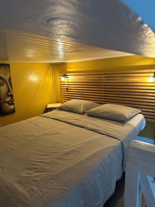 1 bedroom, iron/ironing board, travel cot, free WiFi